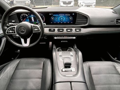 Used 2020 Mercedes-Benz GLS 580 4MATIC image 15