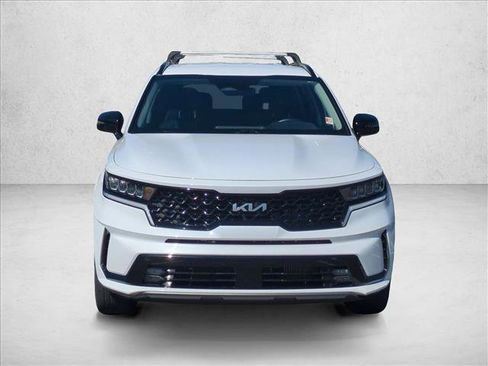 Used 2022 Kia Sorento EX image 2
