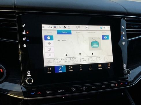 Used 2022 Jeep Wagoneer Series III w/ Premium Group I image 23