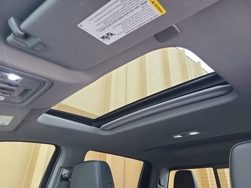 Used 2023 GMC Sierra 1500 Denali w/ Technology Package image 29