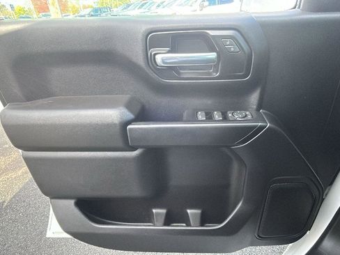 Certified 2022 Chevrolet Silverado 1500 Custom image 13