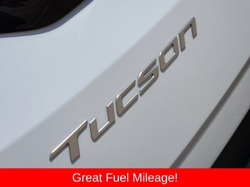 Used 2025 Hyundai Tucson SE FWD image 14