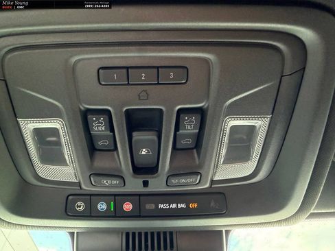 Used 2022 GMC Sierra 1500 AT4 w/ AT4 Premium Package AWD/4WD image 31