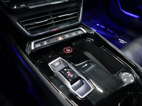 Used 2023 Audi RS e-tron GT w/ Carbon Performance Package image 15