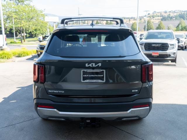Certified 2026 Kia Sorento EX AWD/4WD image 6