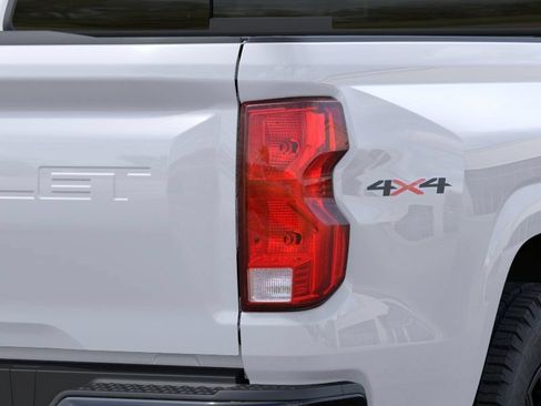 New 2026 Chevrolet Colorado W/T AWD/4WD image 11