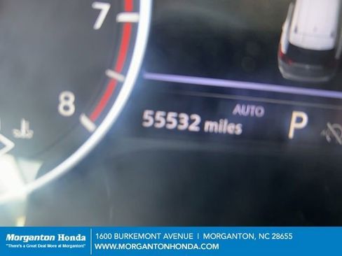 Used 2024 Nissan Rogue S AWD/4WD image 18