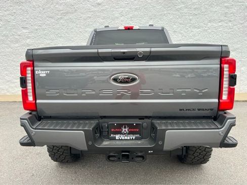 New 2026 Ford F250 XLT w/ XLT Premium Package AWD/4WD image 3