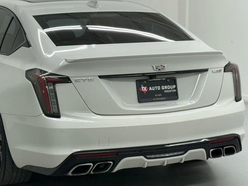 Used 2022 Cadillac CT5 V image 13