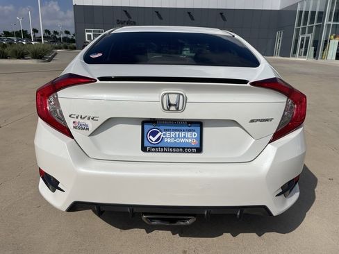 Used 2020 Honda Civic Sport image 4