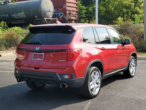 Used 2024 Honda Passport EX-L image 4