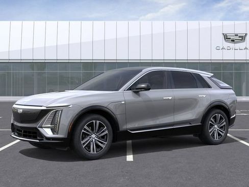 New 2026 Cadillac Lyriq Luxury RWD image 2