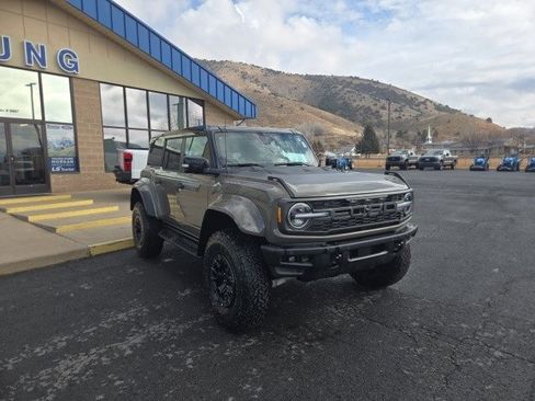 New 2025 Ford Bronco Raptor image 9