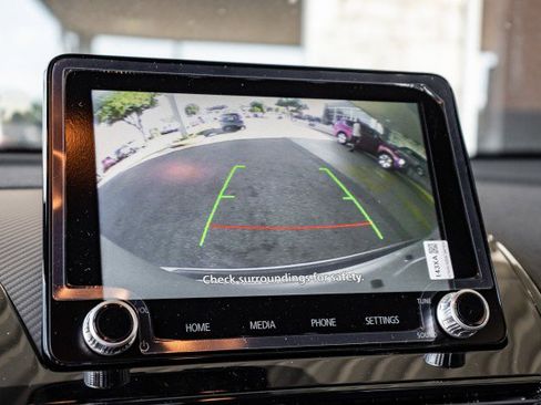 New 2025 Mitsubishi Eclipse Cross LE image 14