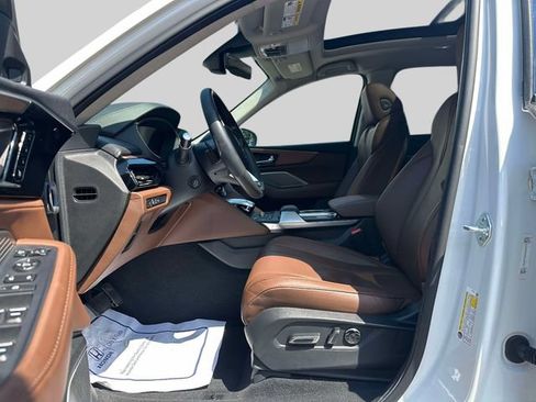 Used 2024 Acura MDX SH-AWD w/ Technology Package image 18