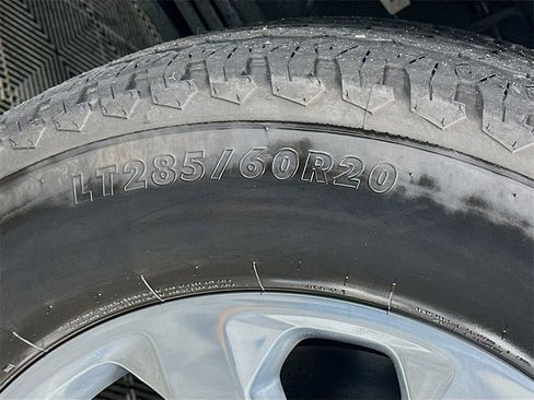 Used 2024 RAM 3500 Laramie w/ Sport Appearance Package image 33