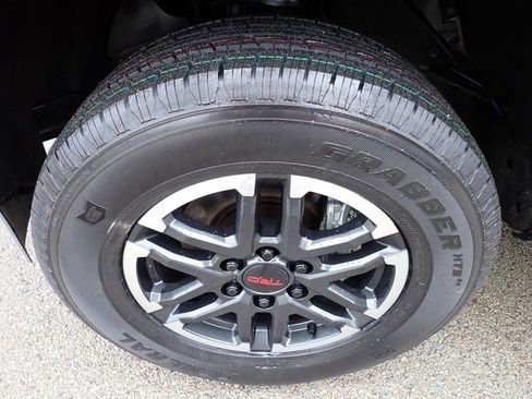 Certified 2024 Toyota Tacoma TRD Sport w/ TRD Sport Upgrade Package image 12