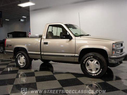 Used 1998 Chevrolet Silverado 1500 4x4 Regular Cab w/ Preferred Equipment Group 2 image 15