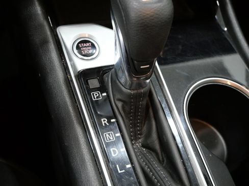 Used 2024 Nissan Altima 2.5 SV FWD image 22