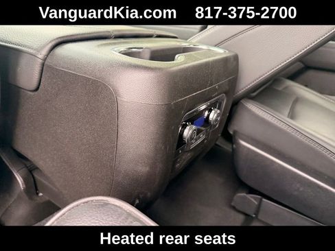 Used 2025 GMC Yukon Denali AWD/4WD image 26