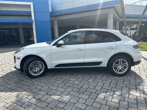 Used 2020 Porsche Macan AWD/4WD image 34