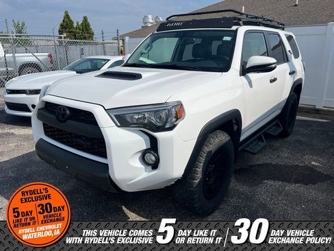 Used 2019 Toyota 4Runner TRD Off-Road Premium AWD/4WD image 3