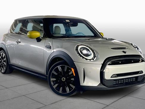 Used 2023 MINI Cooper SE image 2