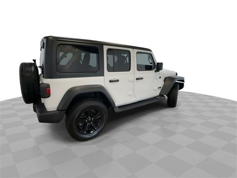 Used 2021 Jeep Wrangler Unlimited Sport image 9