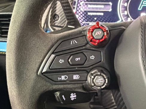Used 2025 Lamborghini Revuelto AWD/4WD image 41