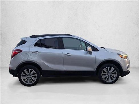 Used 2017 Buick Encore Preferred AWD/4WD image 5