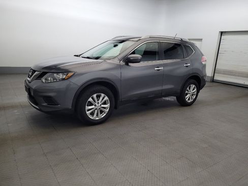 Used 2015 Nissan Rogue SV AWD/4WD image 2