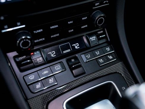 Used 2019 Porsche 911 Turbo S image 49