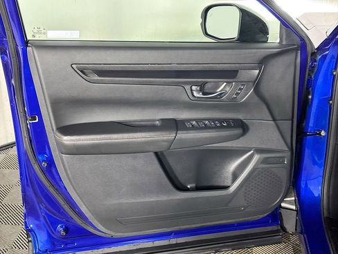 Used 2025 Honda CR-V Sport-L image 10