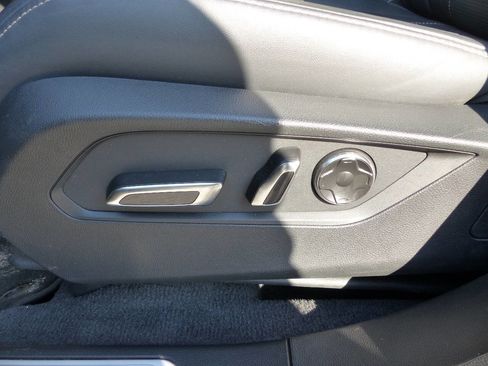Used 2024 Acura RDX SH-AWD w/ Technology Package image 26