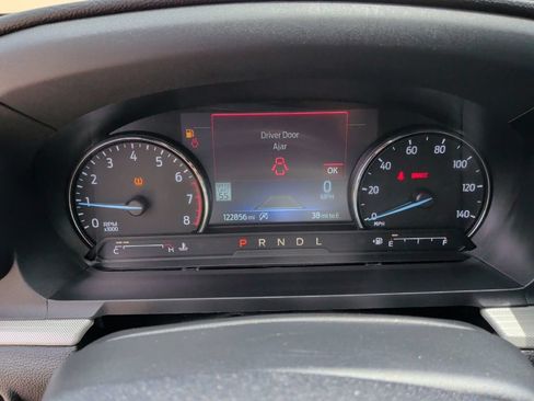 Used 2021 Ford Explorer XLT w/ Equipment Group 202A RWD image 19