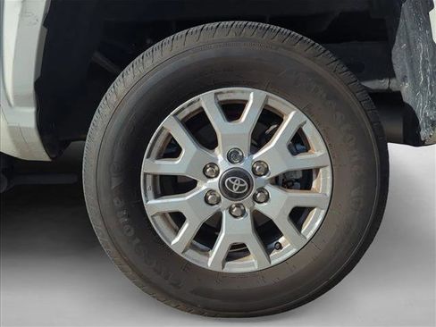 Certified 2024 Toyota Tacoma SR5 image 9