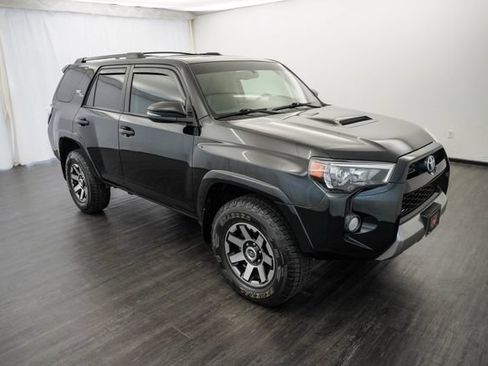 Used 2019 Toyota 4Runner TRD Off-Road Premium AWD/4WD image 2
