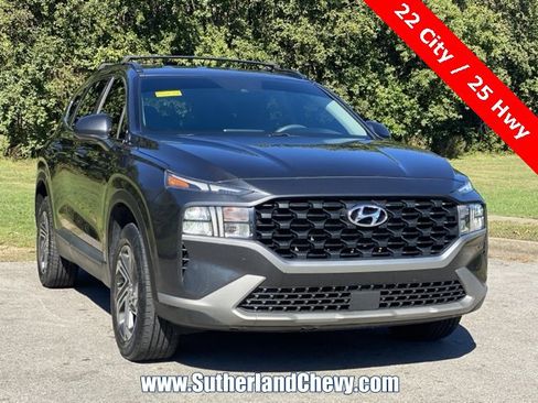 Used 2021 Hyundai Santa Fe SE image 9