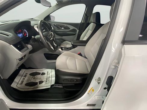 Used 2023 GMC Terrain SLE w/ Driver Convenience Package image 21