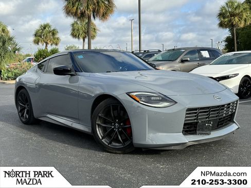 Used 2024 Nissan Z Performance w/ Floor Mat Package RWD image 1
