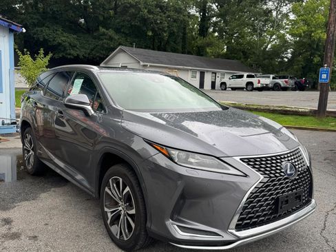Used 2020 Lexus RX 450hL AWD w/ Premium Package image 3
