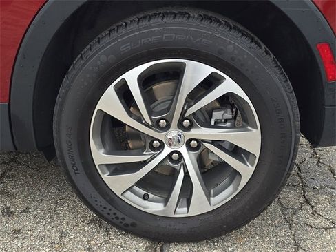 Certified 2023 Buick Envision Essence image 28