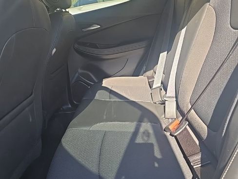Used 2025 Buick Encore GX Preferred FWD image 4