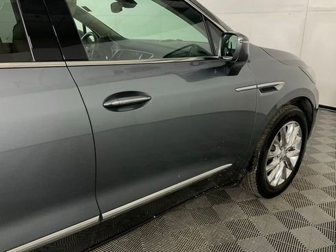 Used 2018 Buick Enclave Premium w/ Experience Buick Package image 9