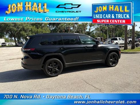 Used 2023 Jeep Grand Cherokee L Laredo AWD/4WD image 11