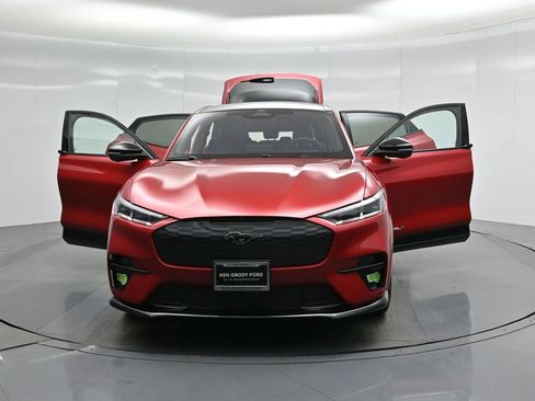 Certified 2023 Ford Mustang Mach-E GT image 37