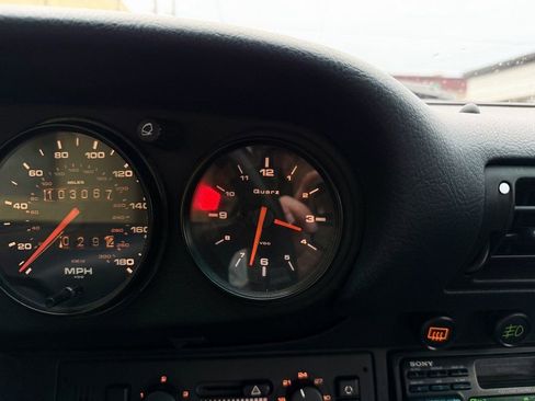 Used 1992 Porsche 911 Carrera image 60