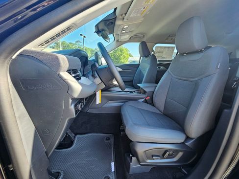 New 2026 Ford Explorer Active RWD image 4