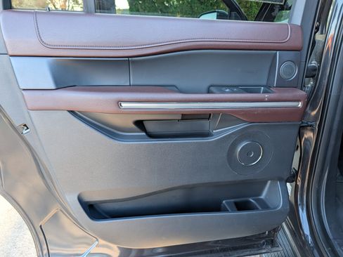 Certified 2024 Ford Expedition Max Limited image 41