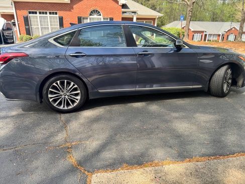 Used 2015 Hyundai Genesis 3.8 w/ Option Group 03 image 7